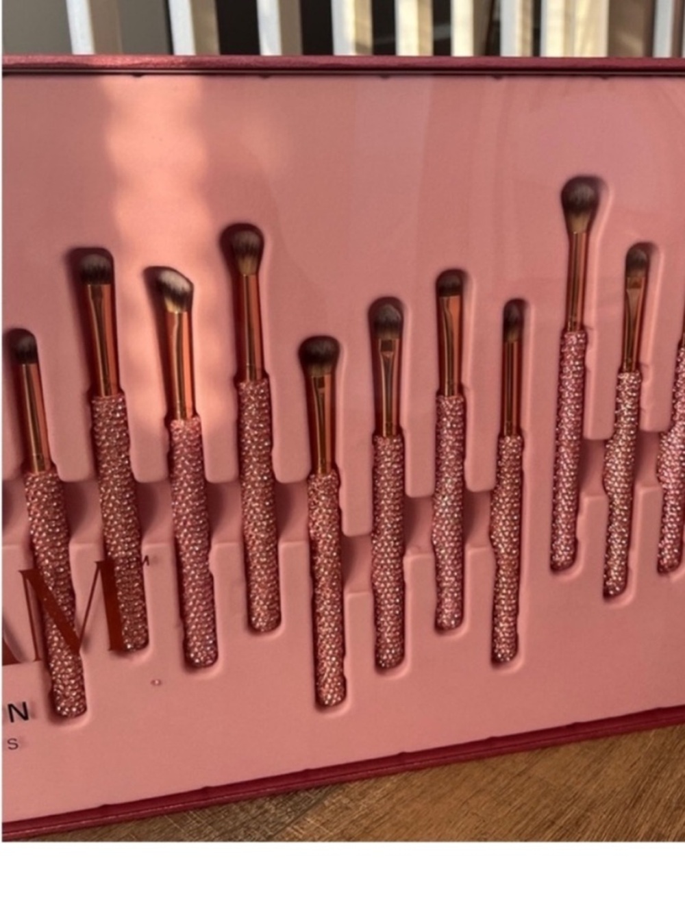 Pink Rhinestone Makeup Brush and Sponge Set - Picture 4 of 10